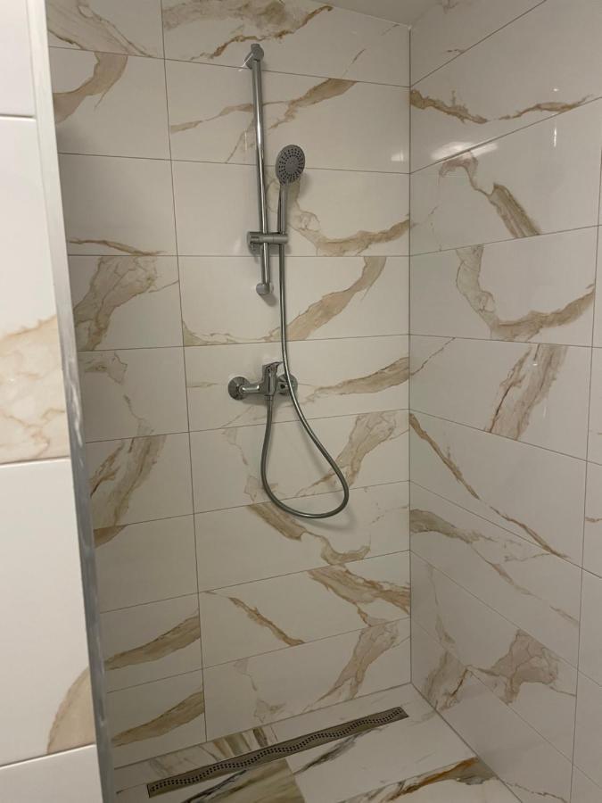 שב Apartament מראה חיצוני תמונה